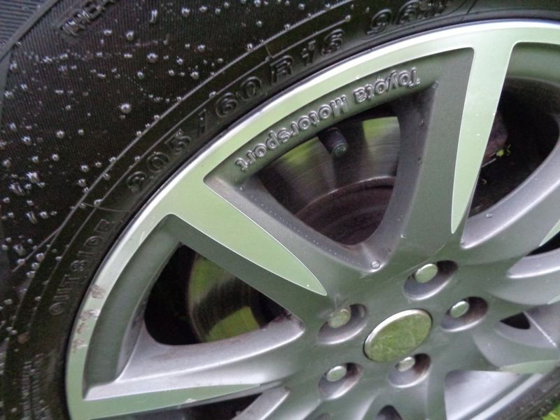 Toyota Avensis bild 17