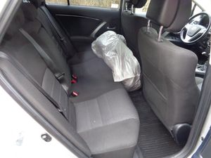 Toyota Avensis bild 32