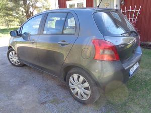 Toyota Yaris bild 4