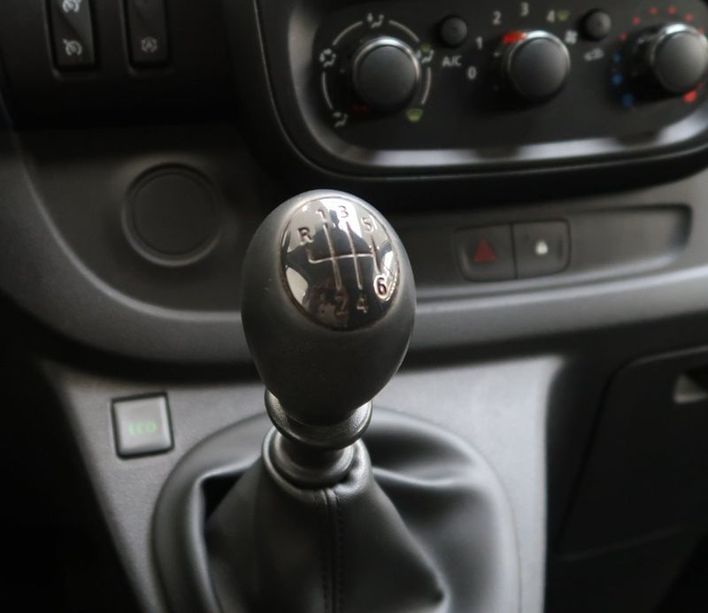 Opel Vivaro bild 9