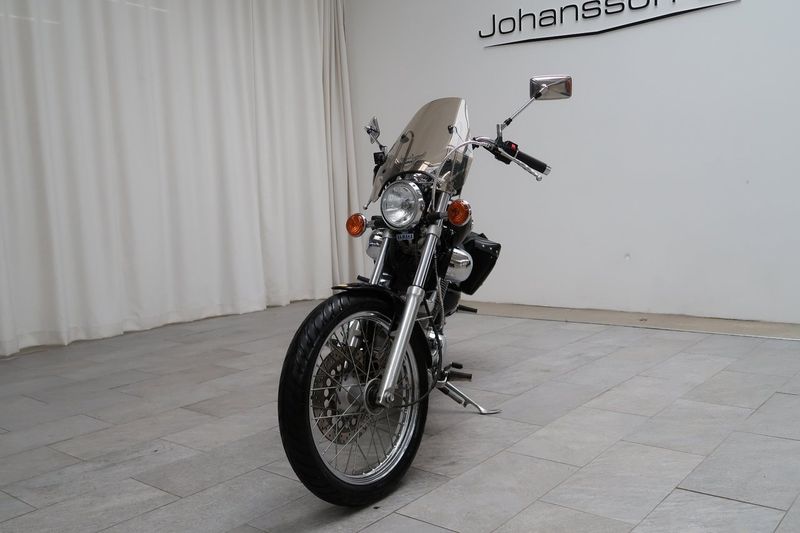 Yamaha XV bild 2