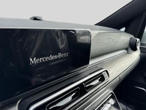 Mercedes V300 bild 7