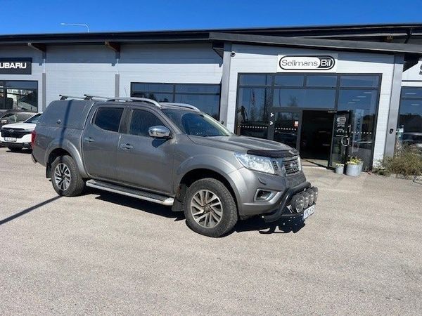Nissan Navara Dubbelhytt 2.3 dCi 4WD Tekna/D-värmare/V-hjul - 2018