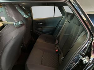 Suzuki Swace bild 5