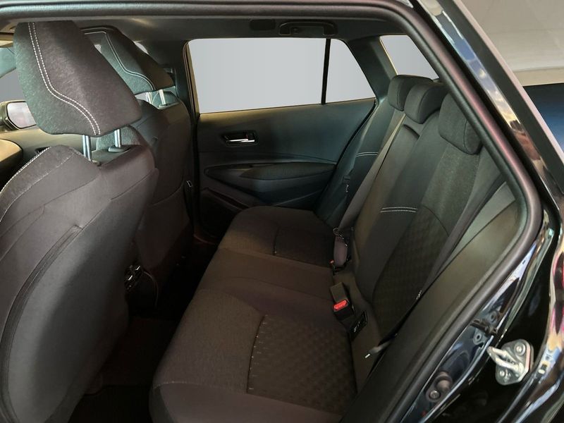 Suzuki Swace bild 5