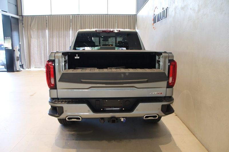 GMC Sierra bild 6