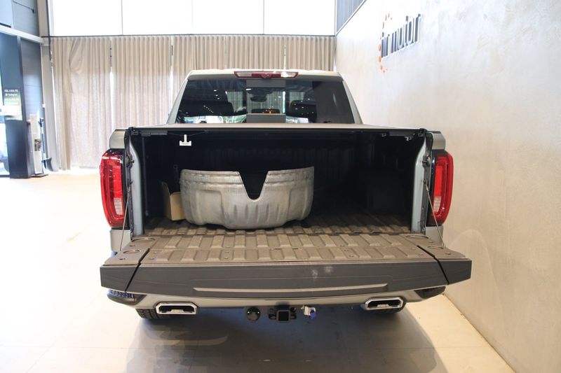 GMC Sierra bild 7