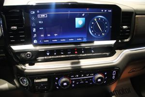 Chevrolet Silverado bild 23