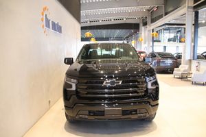 Chevrolet Silverado bild 2