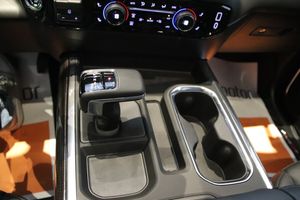 Chevrolet Silverado bild 17