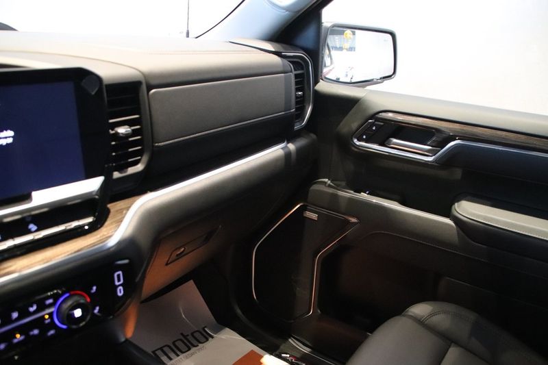 Chevrolet Silverado bild 16