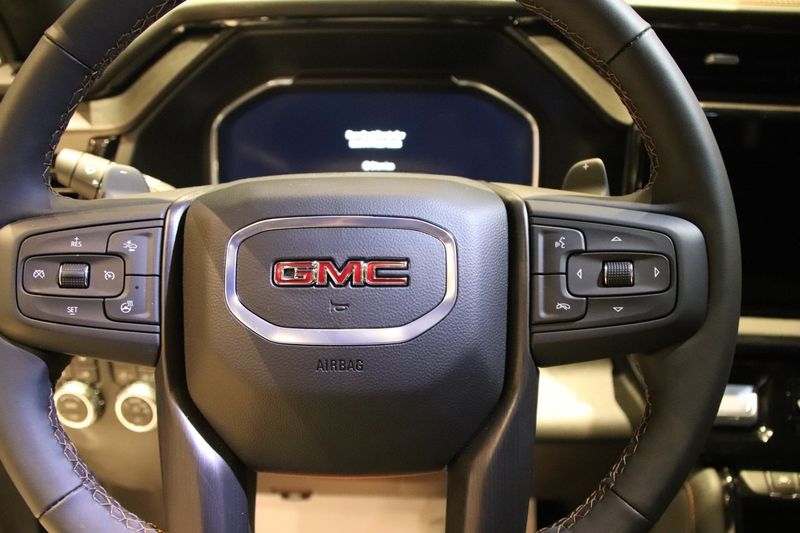 GMC Sierra bild 17