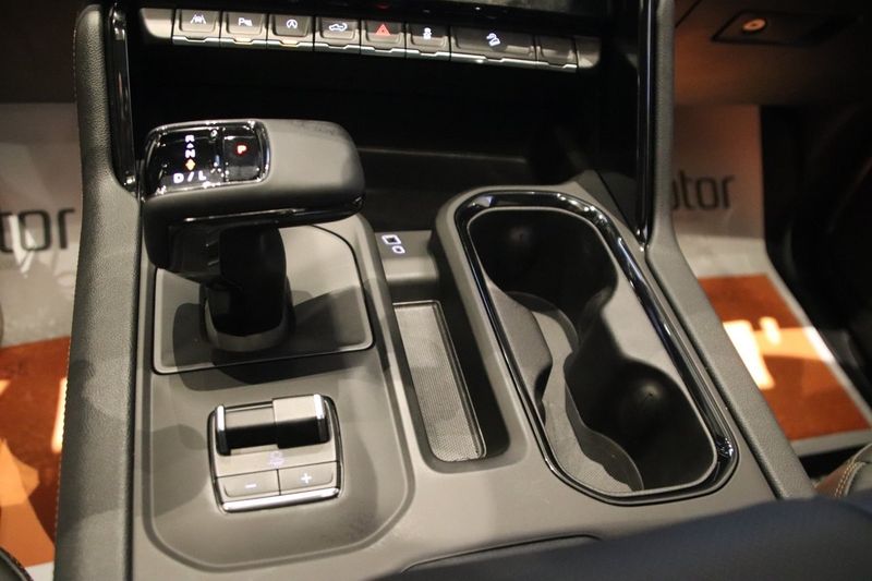 GMC Sierra bild 12