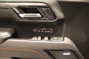 GMC Sierra bild 16
