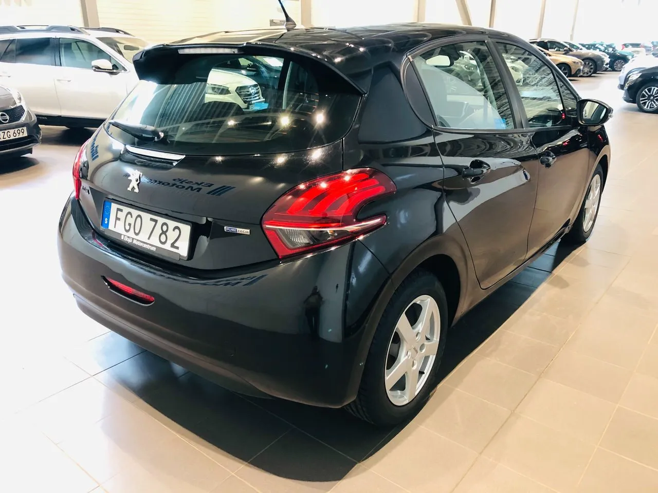 Vehicle image 2