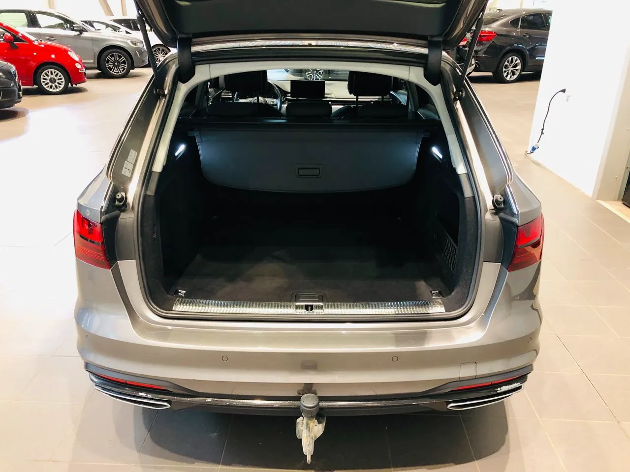 Vehicle image 8
