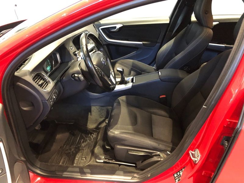 Volvo V60 bild 7