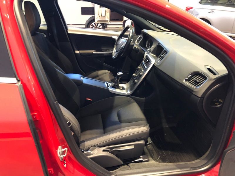 Volvo V60 bild 5