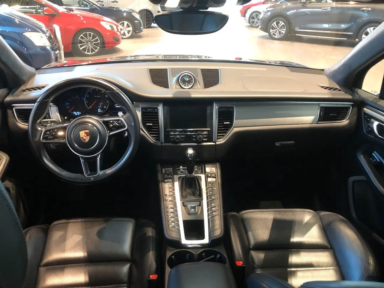 Vehicle image 9