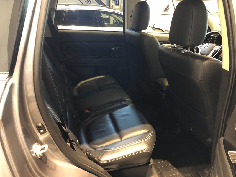 Mitsubishi Outlander bild 6