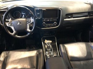 Mitsubishi Outlander bild 8