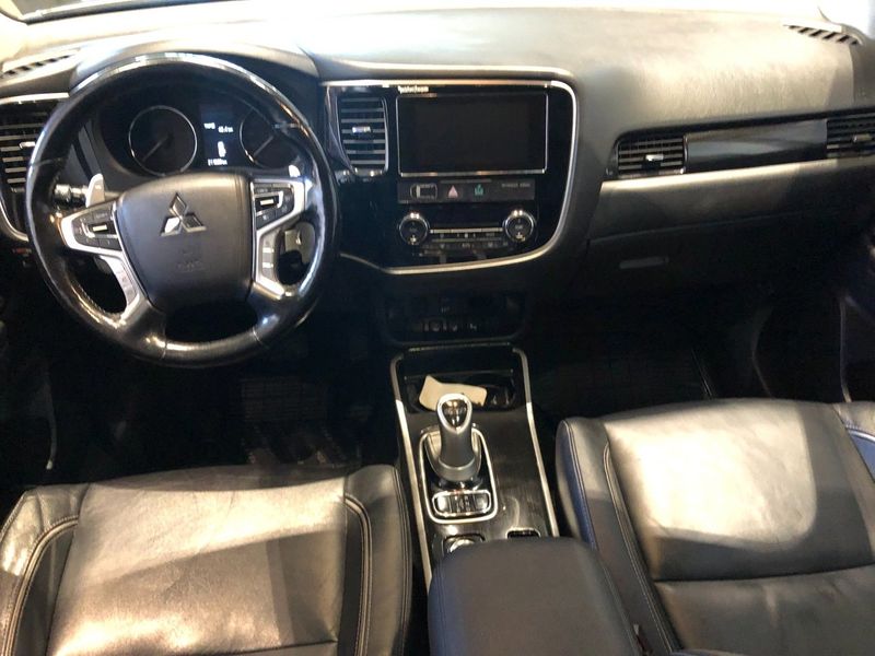 Mitsubishi Outlander bild 8