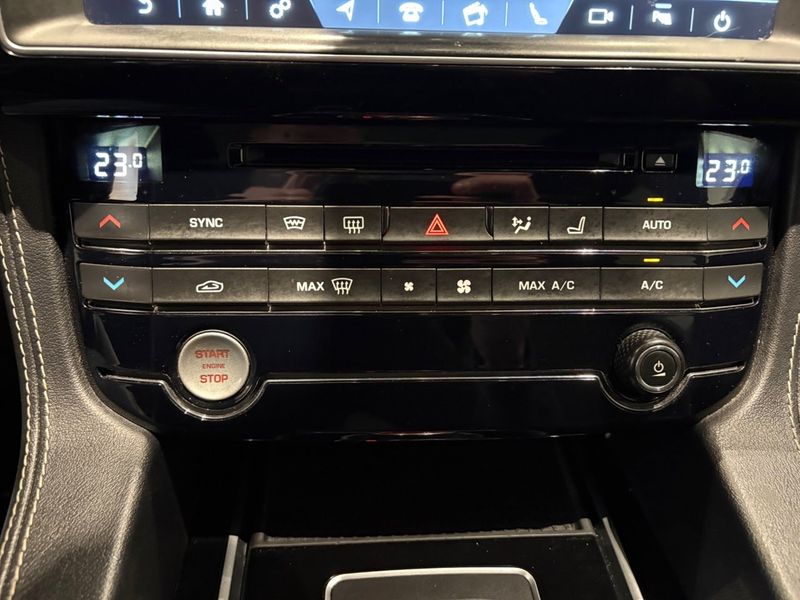 Jaguar F-Pace bild 18