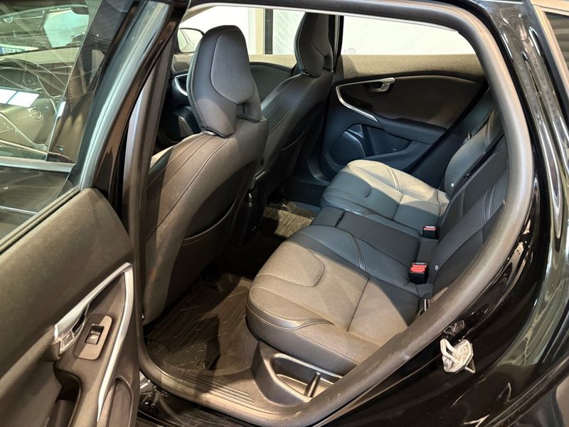 Volvo V40 bild 9