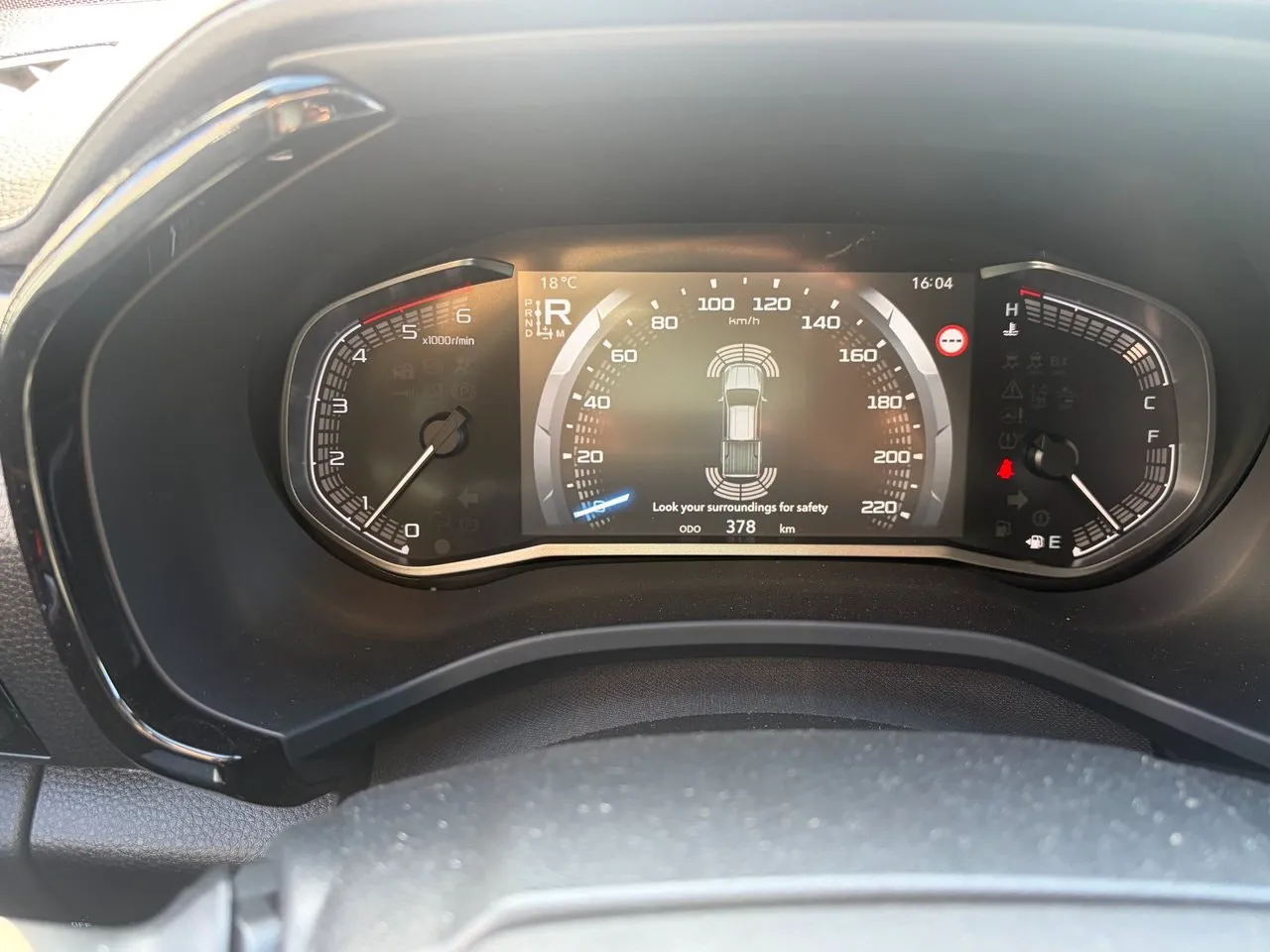 Vehicle image 13