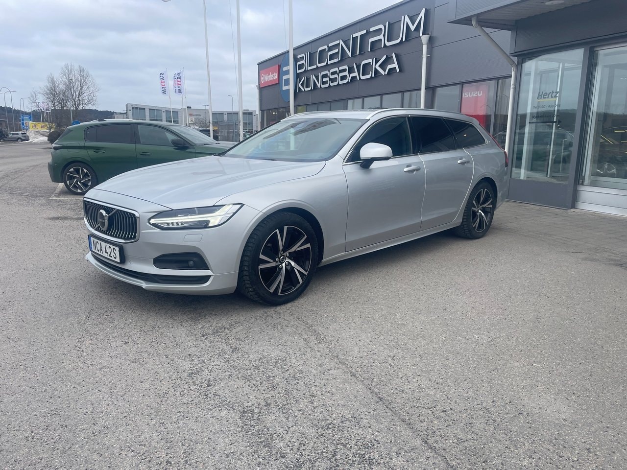 Volvo V90