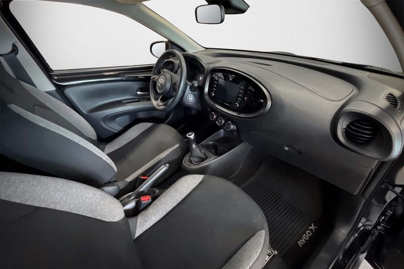Toyota Aygo X bild 7