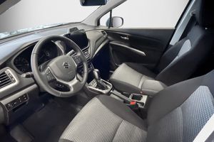 Suzuki S-CROSS bild 4
