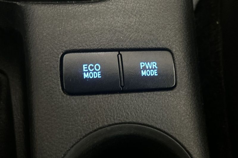 Toyota Hilux bild 17
