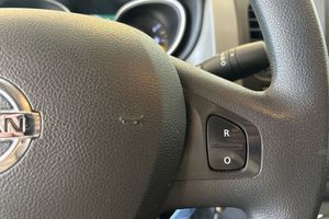 Nissan NV300 bild 15