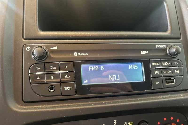 Nissan NV300 bild 18
