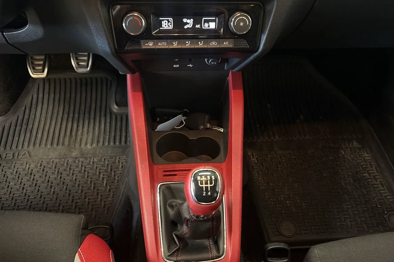 Vehicle image 22