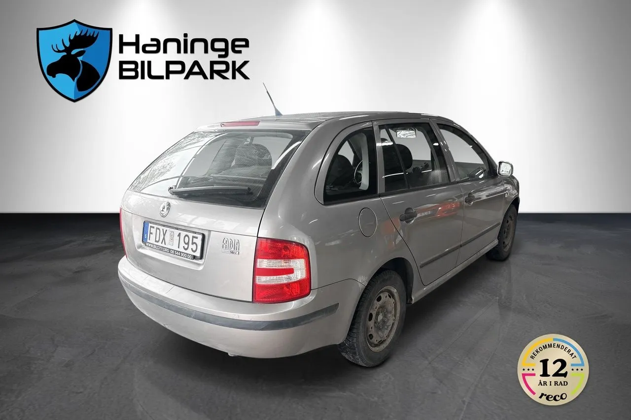 Vehicle image 8