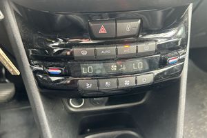 Peugeot 2008 bild 19