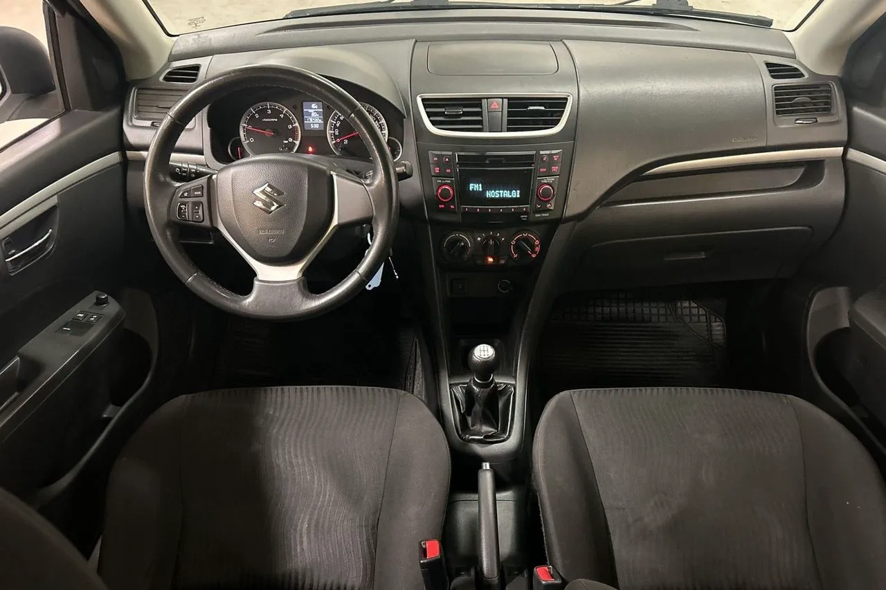 Vehicle image 14