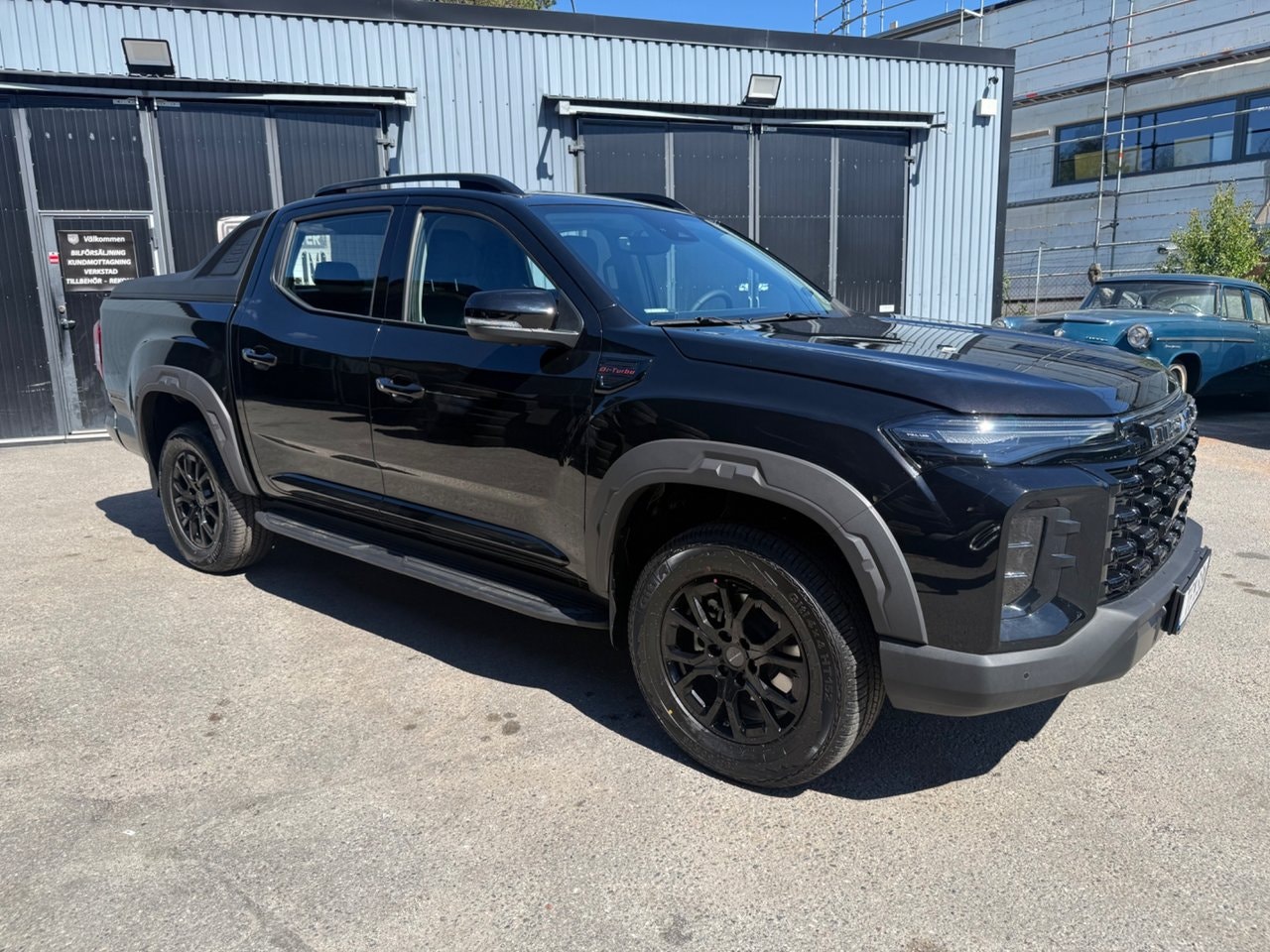 Maxus T60