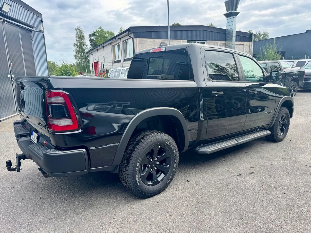Vehicle image 2