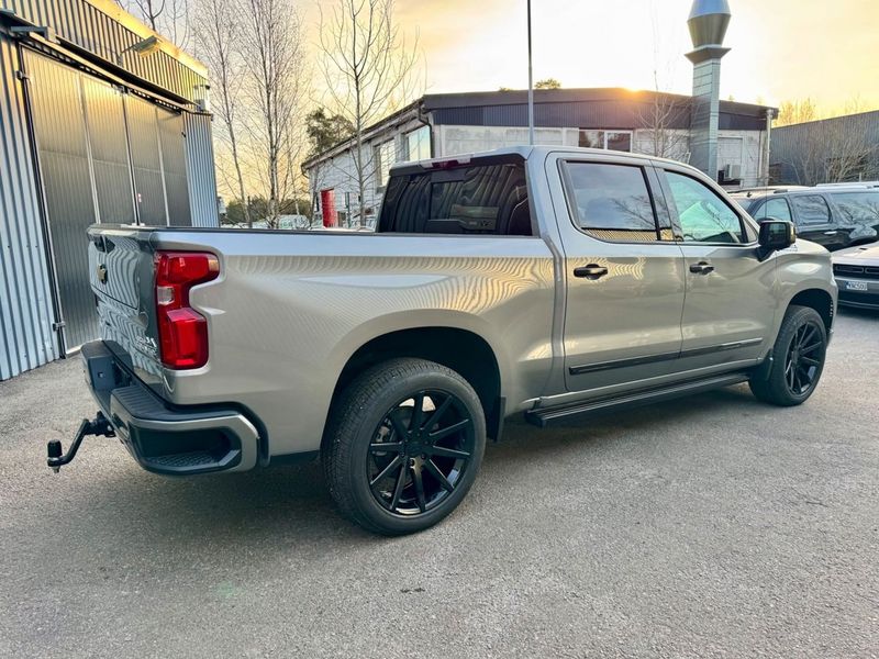 Chevrolet Silverado bild 2