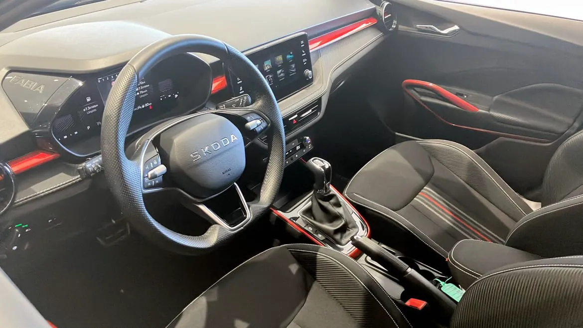 Vehicle image 6