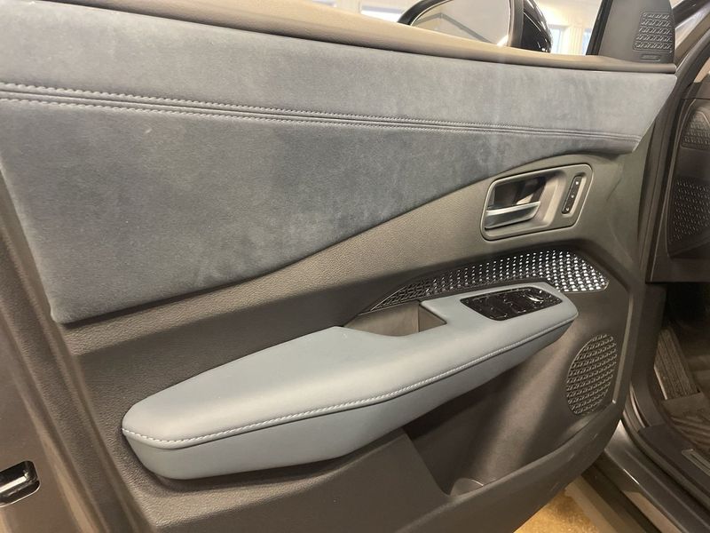 Nissan Ariya bild 11