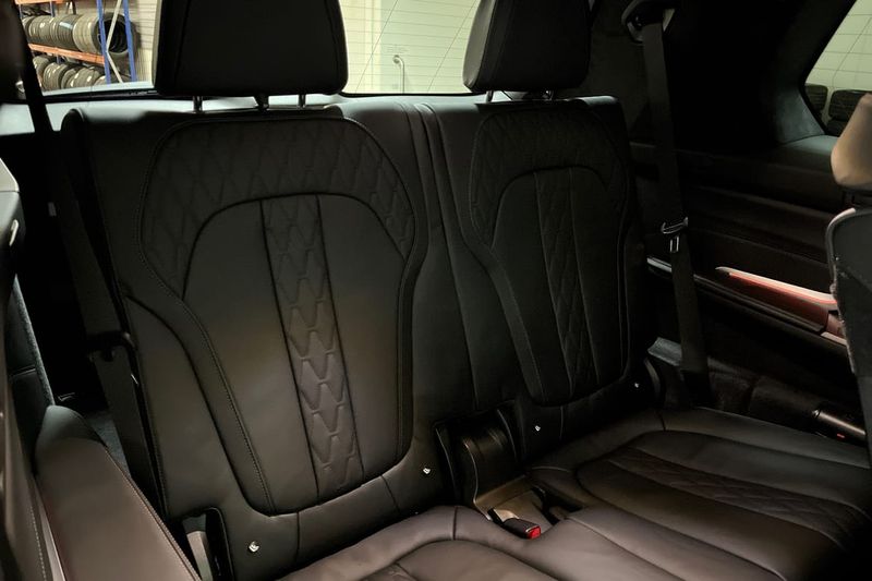 BMW X7 bild 16