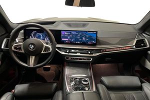 BMW X7 bild 9