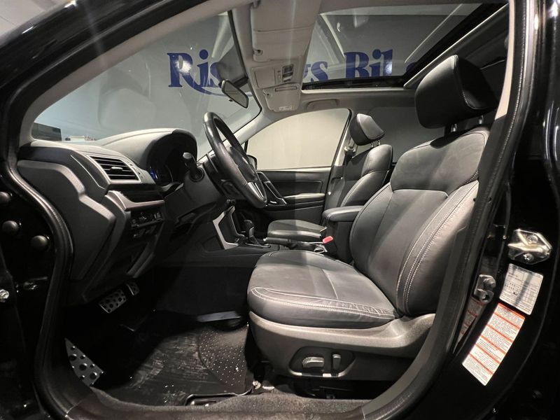 Subaru Forester bild 8