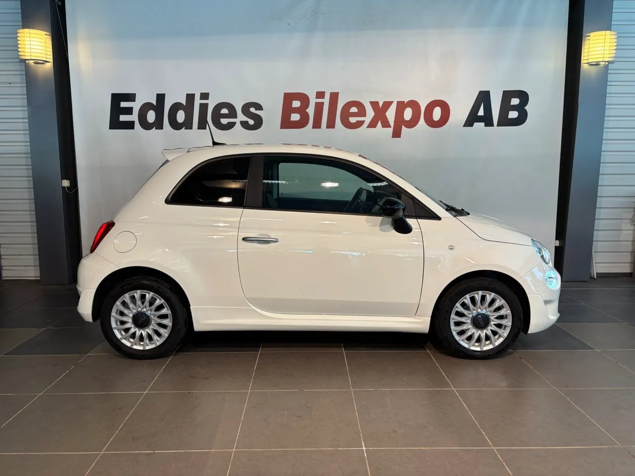 Vehicle image 2