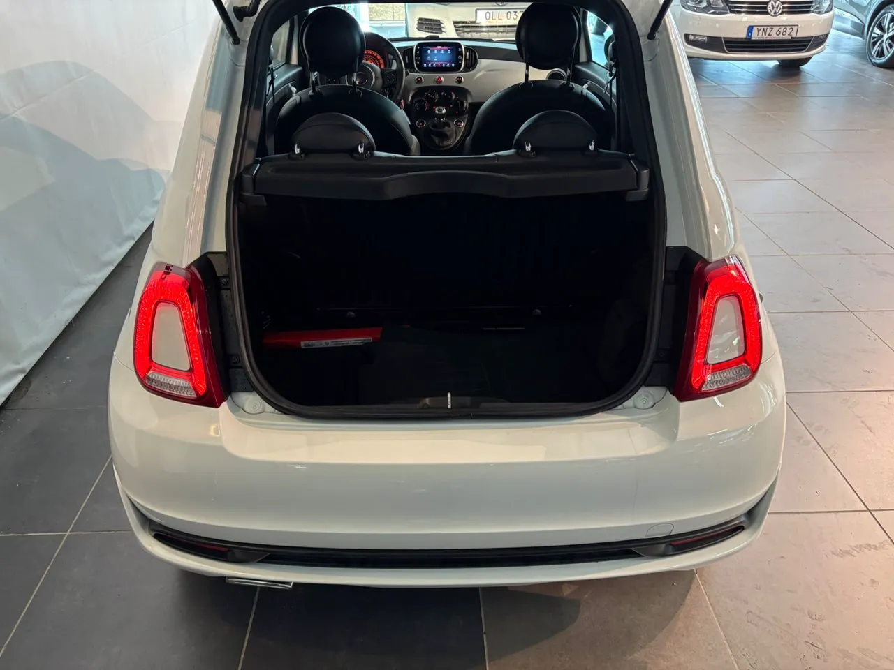 Vehicle image 8