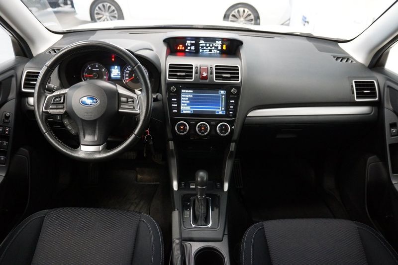 Subaru Forester bild 8